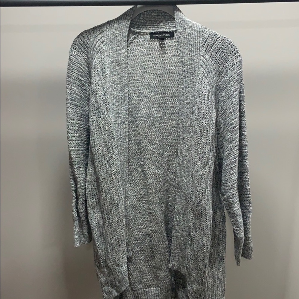 Banana Republic gray sweater